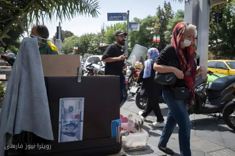 دلار به بالای کف ۲۳۰ هزار تومان رسید
